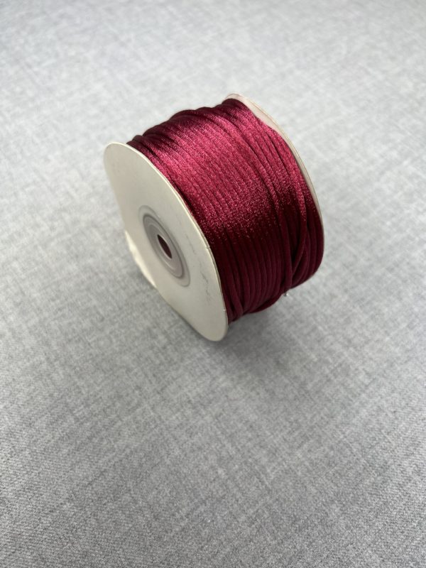 Satin cord 2mm in burgundy colour