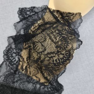 Stretch lace Glamorous black