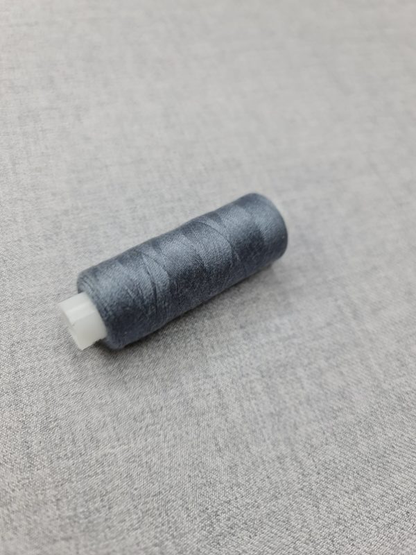 Thread in grey colour 319