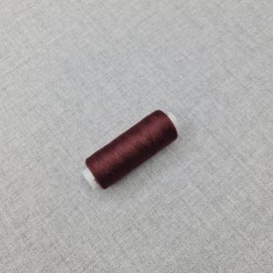 Thread in dark burgundy colour 181