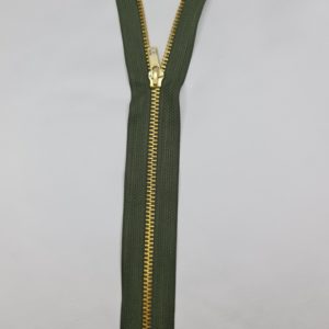 Metal zip closed end size 4 in moss green colour